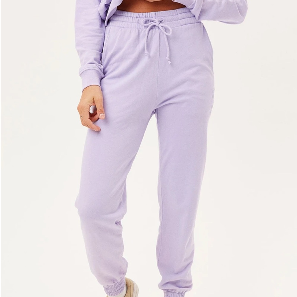 Frankies bikinis lilac sweatpants